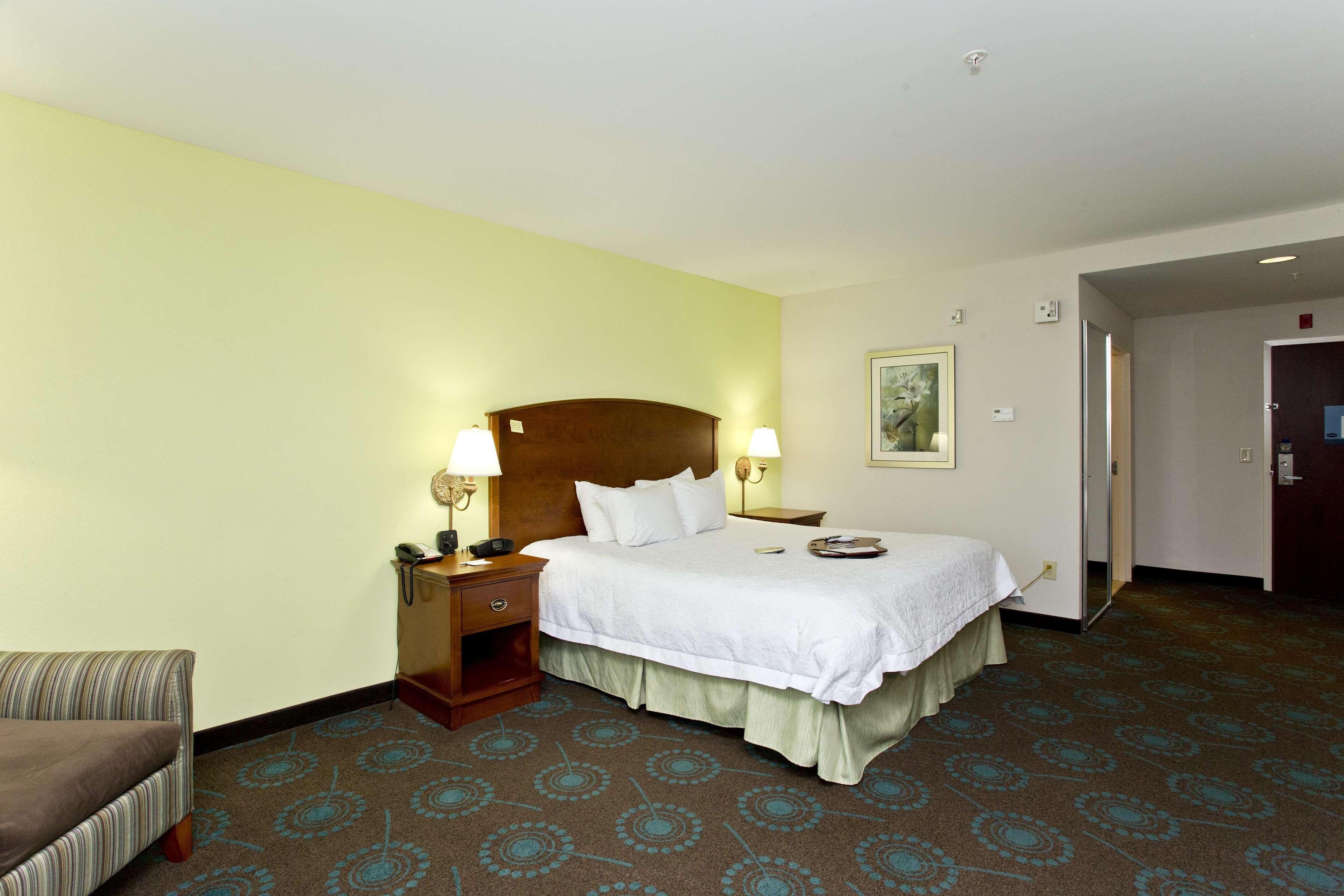 Hampton Inn Front Royal Exterior photo
