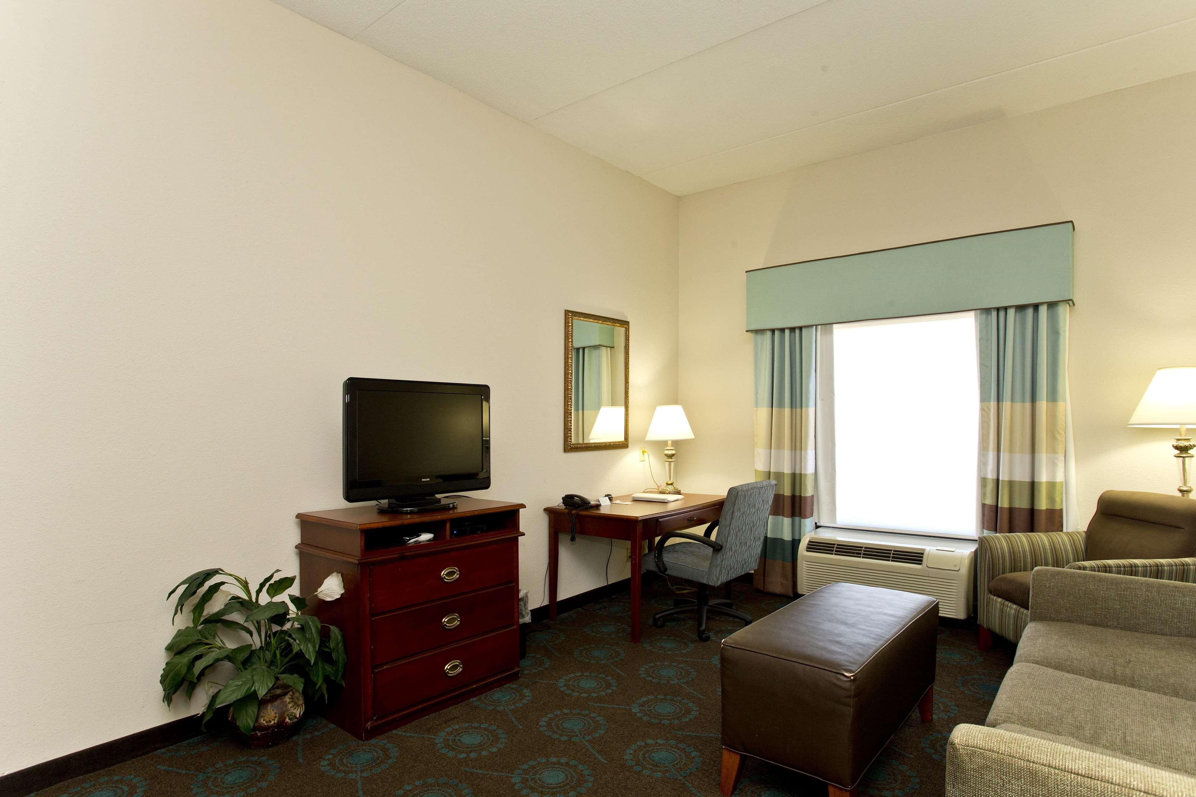 Hampton Inn Front Royal Exterior photo