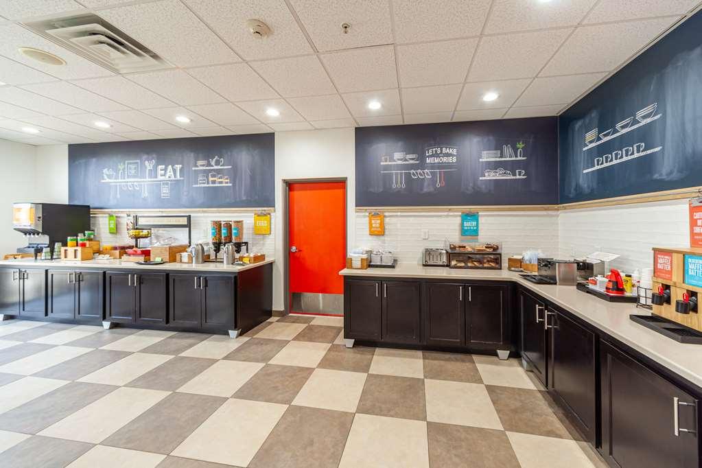 Hampton Inn Front Royal Restaurant photo